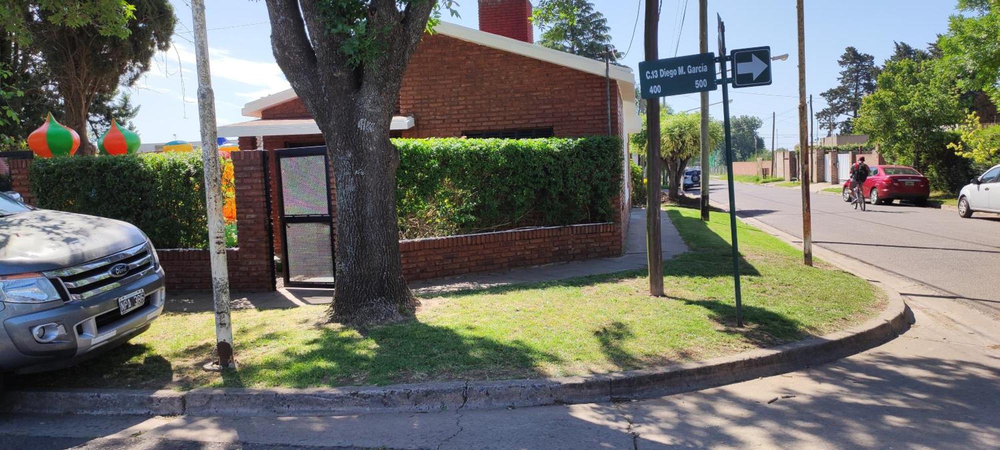 La Casita De Aitana * Pergamino